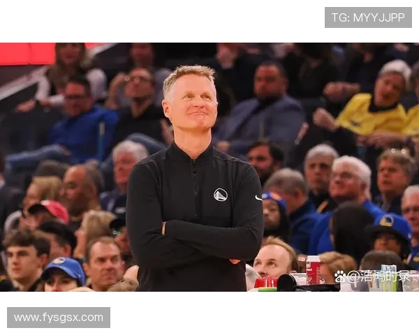 科尔:库明加的激情与比赛风格值得赞赏 我不介意他被罚出场 科尔:库明加的激情与比赛风格值得赞赏 我不介意他被罚出场